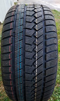 Anvelope Iarna 235/55R17 Mirage MR-W562 103H